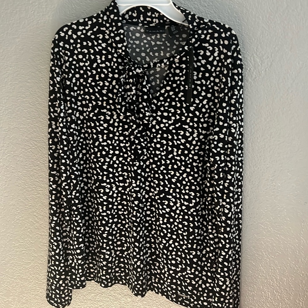 Brand new tahari blouse with tag